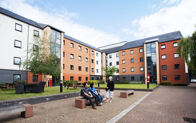 St Peters Court Exterior 800x500